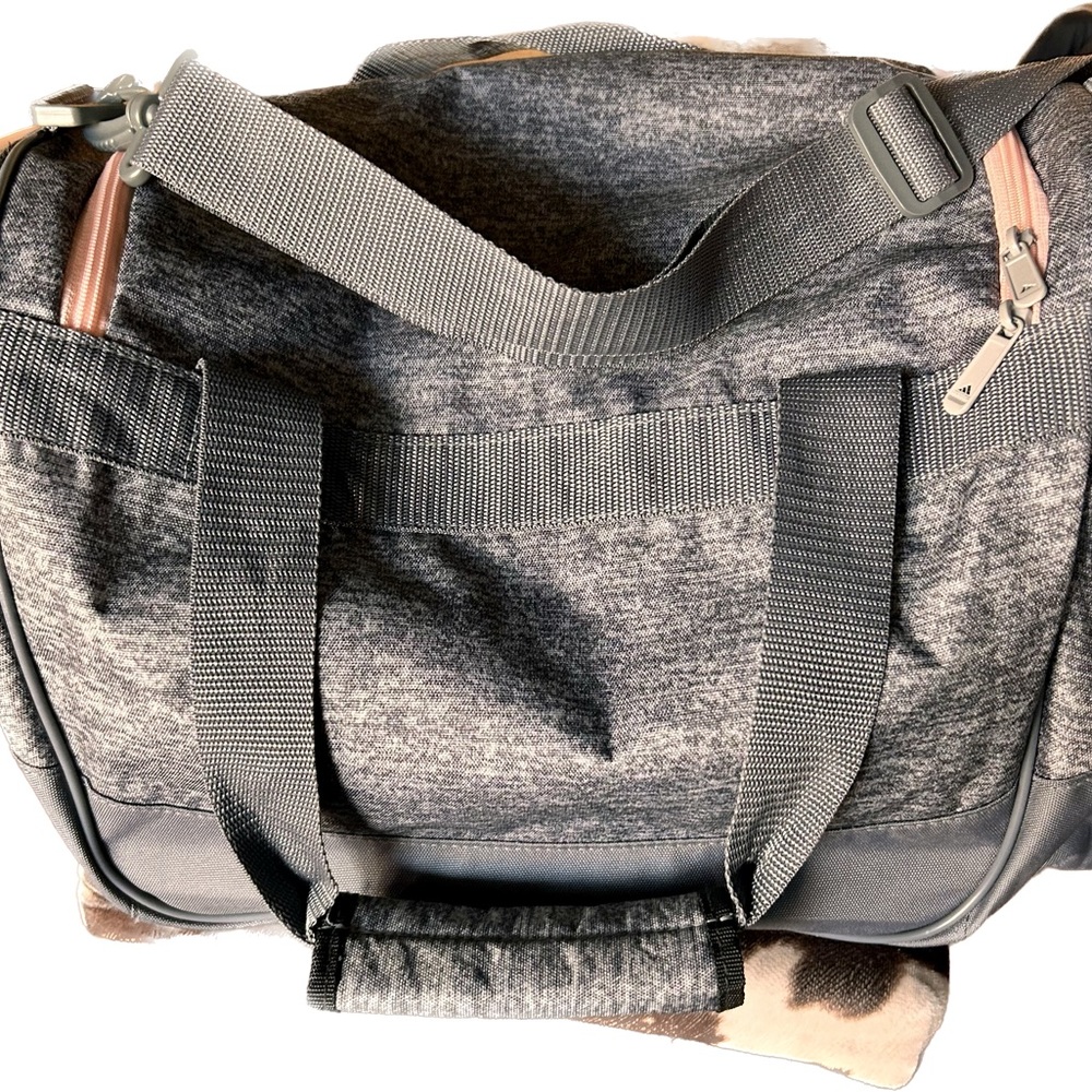 ADIDAS DUFFLE BAG